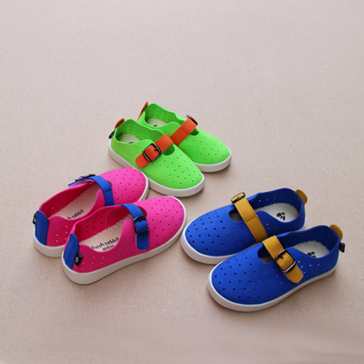 Chaussures de tennis enfants en tissu creux pour printemps - semelle caoutchouc Ref 1009503