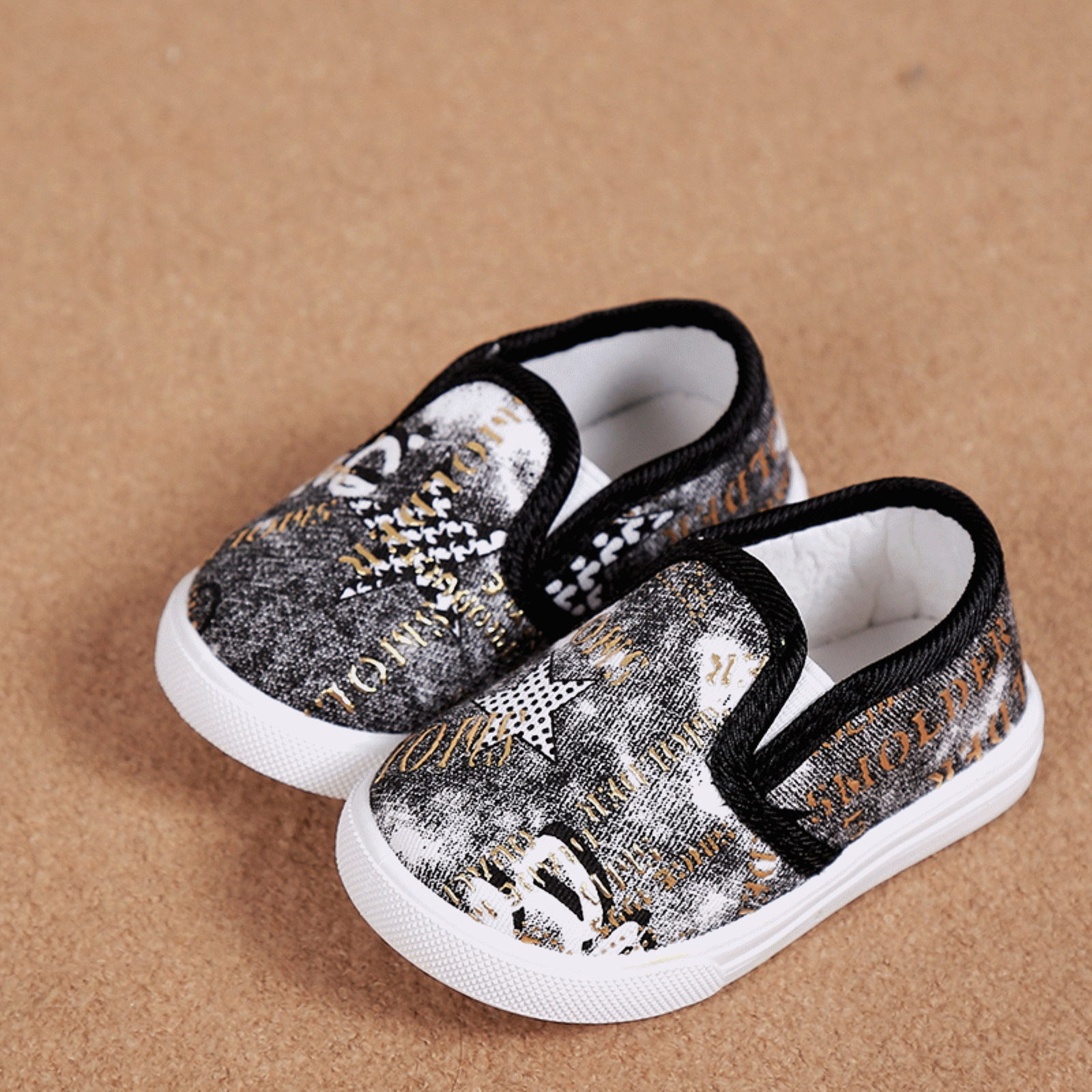 Chaussures de tennis enfants en toile pour Toute saison - semelle plastique Ref 1022887