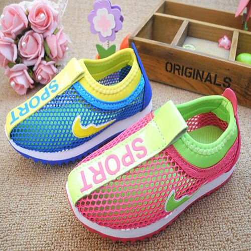 Chaussures de tennis enfants / s pour été - semelle plastique Ref 1024098