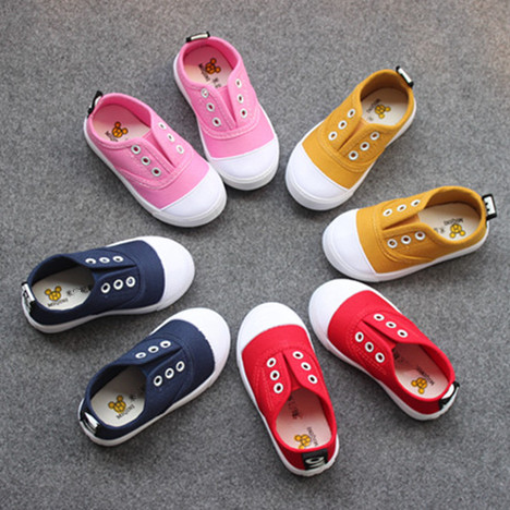 Chaussures de tennis enfants en toile - semelle caoutchouc antidérapant Ref 987735