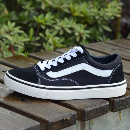Chaussures de tennis homme jeunesse, 18-40 ans, WARRIOR pour printemps - tendance des jeunes se