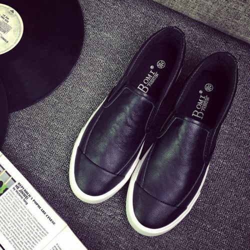 Chaussures de tennis homme jeunesse, 18-40 ans, pour été - tendance des jeunes semelle caoutchouc Ref 964744