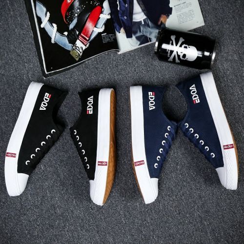 Chaussures de tennis homme jeunesse, 18-40 ans, pour printemps - tendance des j