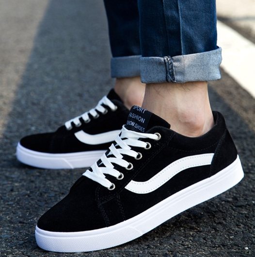 Chaussures de tennis homme pour été - loisir semelle plastique Ref 974463