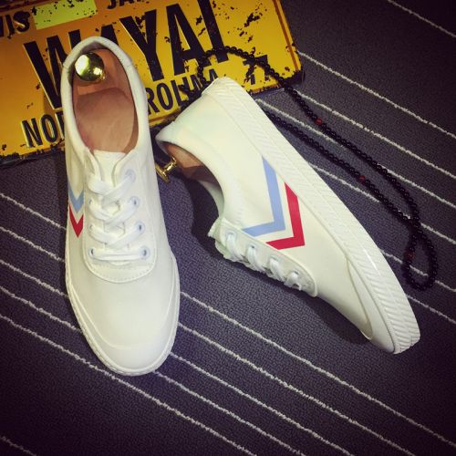 Chaussures de tennis homme pour été - loisir semelle caoutchouc Ref 978967