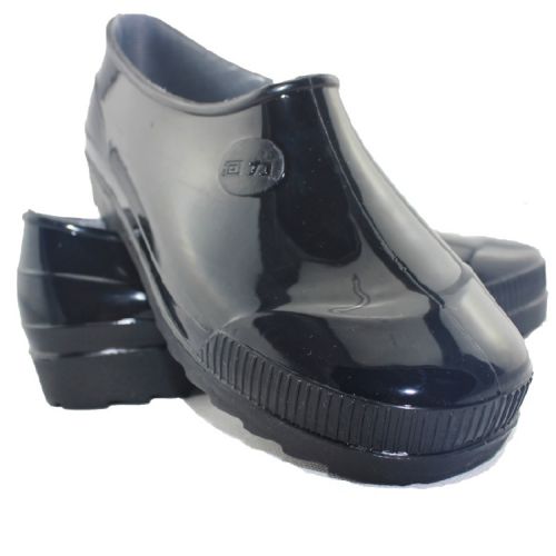 Chaussures en caoutchouc jeunesse, 18-40 ans et Moyen-âge WARRIOR - Ref 941333