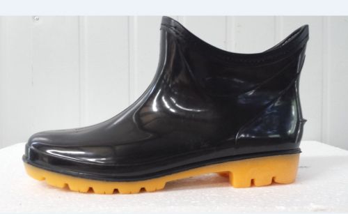 Chaussures en caoutchouc jeunesse, 18-40 ans et Moyen-âge - Ref 941573