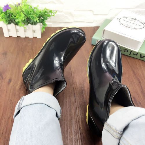 Chaussures en caoutchouc - Ref 941694
