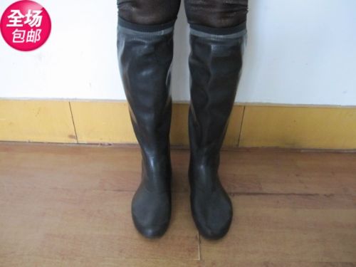 Chaussures en caoutchouc - Ref 942002