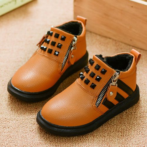 Chaussures enfants en Cuir spatial ronde rivet pour hiver - semelle caoutchouc antidérapant Ref 1003768