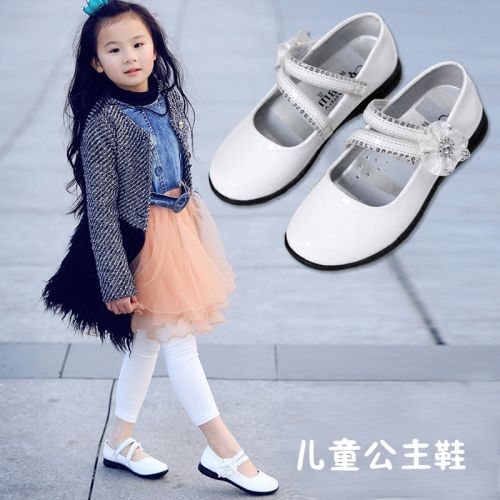 Chaussures enfants ronde coutures cuir pour été - semelle caoutchouc Ref 1004194