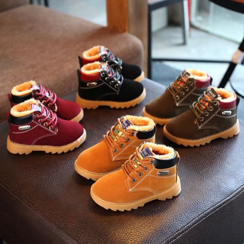 Chaussures enfants en chamois ronde coutures cuir pour hiver - semelle caoutchouc Ref 1009415