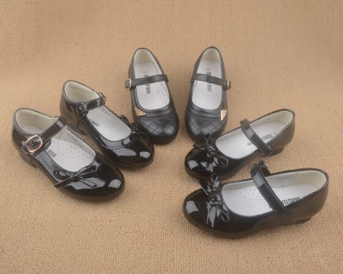 Chaussures enfants en cuir ronde pour printemps - semelle caoutchouc Wear Ref 1011881