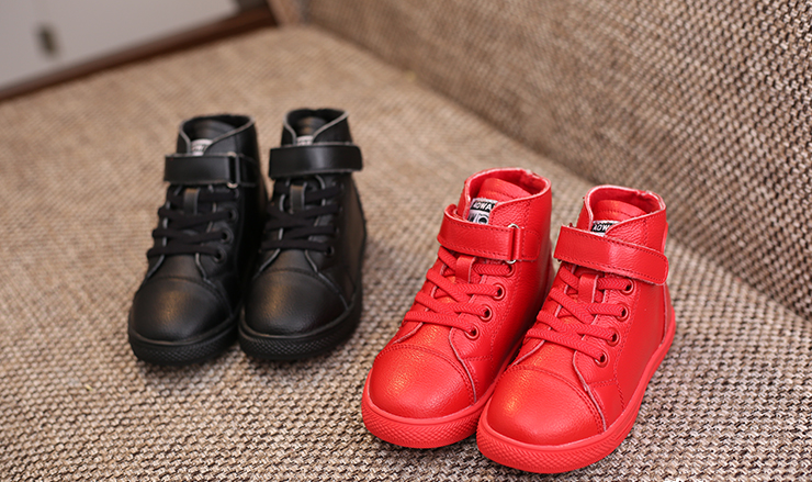 Chaussures enfants en cuir ronde pour hiver - semelle caoutchouc naturel Ref 1015006