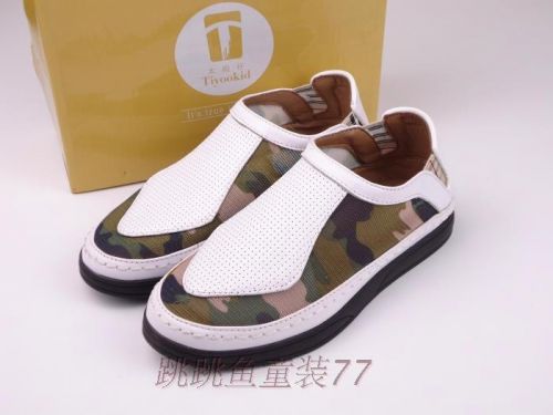 Chaussures enfants en cuir ronde creux pour été - semelle caoutchouc carbone Ref 1015077