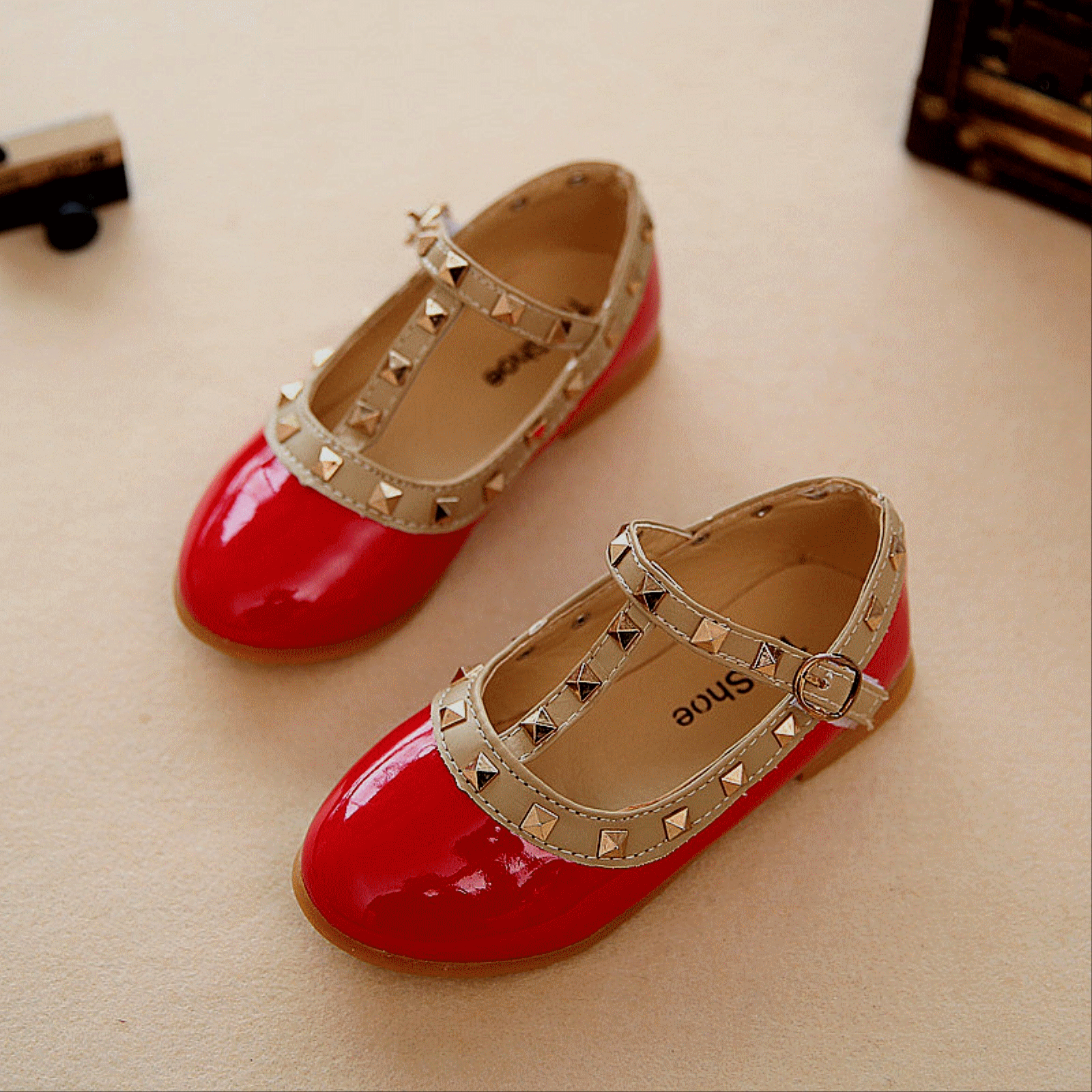 Chaussures enfants en PU pointu rivet pour printemps - Ref 1024576