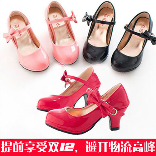Chaussures enfants en cuir synthétique PINOCHU ronde coutures pour printemps - semelle caoutchouc naturel Ref 1030418