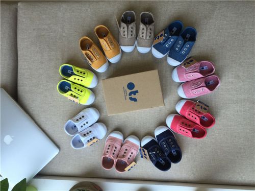 Chaussures enfants en toile rivet pour printemps - semelle caoutchouc naturel Ref 1038936