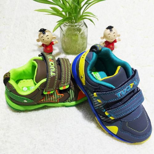 Chaussures enfants en engrener pour printemps - Ref 1040458