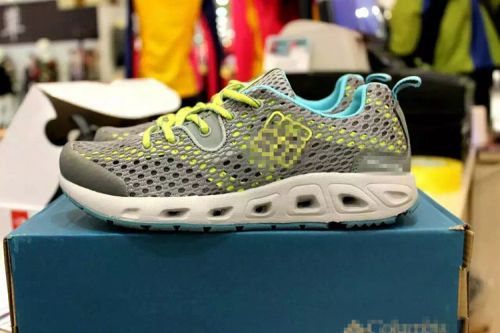 Chaussures sports nautiques en engrener - Ref 1061900