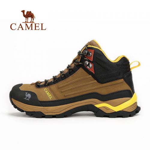 Chaussures sports nautiques en La première couche de cuir mat CAMEL - Ref 1062470