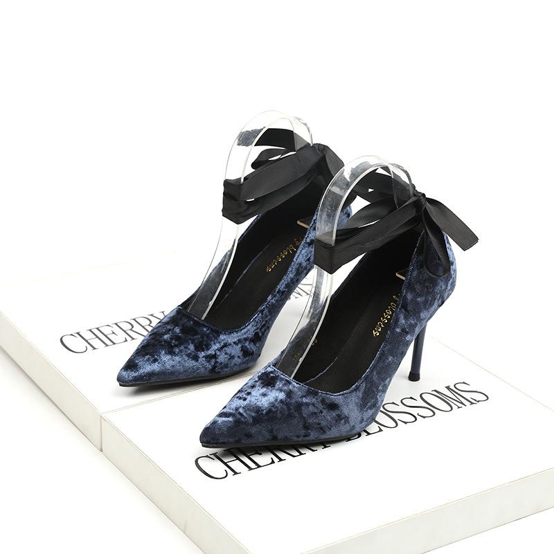 Chaussures tendances femme en Duvet d oie - Ref 3353407