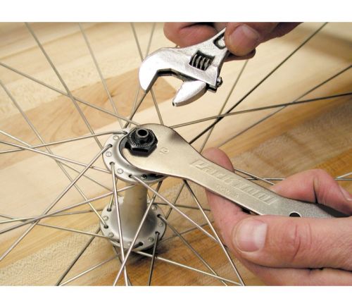 Cle pour reparation velo 2300803