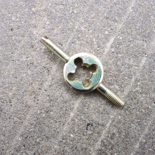 Clé pour réparation vélo - Ref 2302576