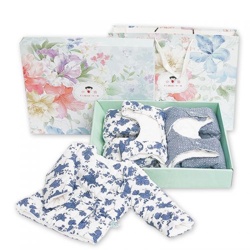 Coffret cadeau pour bébé - vêtements Ref 1950428