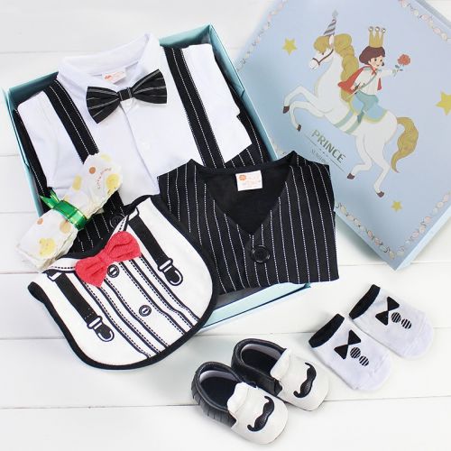 Coffret cadeau pour bébé - Vêtements + Chaussures Accessoires COOLELVES Ref 1952029