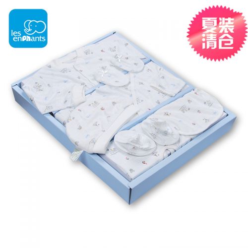 Coffret cadeau pour bébé - Vêtements + Accessoires LES ENPHANTS Ref 1952512