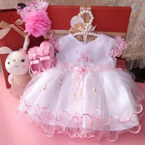 Coffret cadeau pour bébé - Vêtements + Chaussures Accessoires Ref 1952718