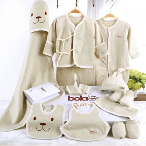 Coffret cadeau pour bébé - Vêtements + Fournitures coton coloré Ref 1952890
