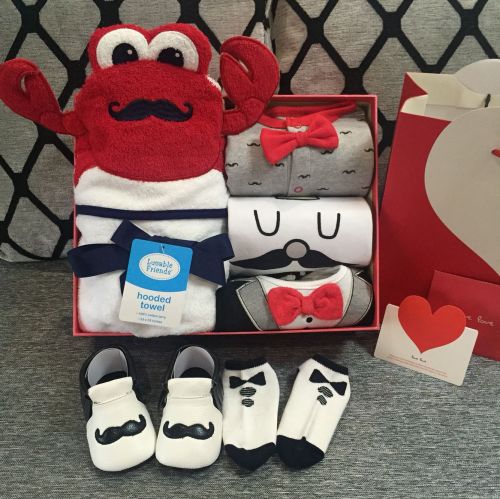 Coffret cadeau pour bébé - Vêtements + Chaussures accessoires KALA BABY Le coton biologique Ref 1954795