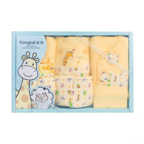 Coffret cadeau pour bébé - Vêtements + Accessoires Ref 1955133