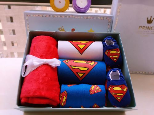 Coffret cadeau pour bébé PENNSULA BABY - Ref 1955394