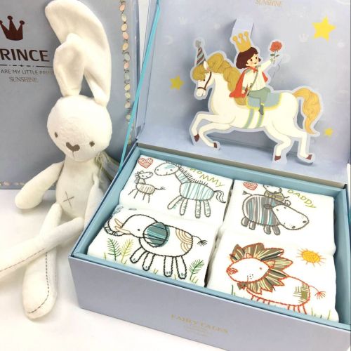 Coffret cadeau pour bébé - Vêtements + Accessoires Ref 1955473