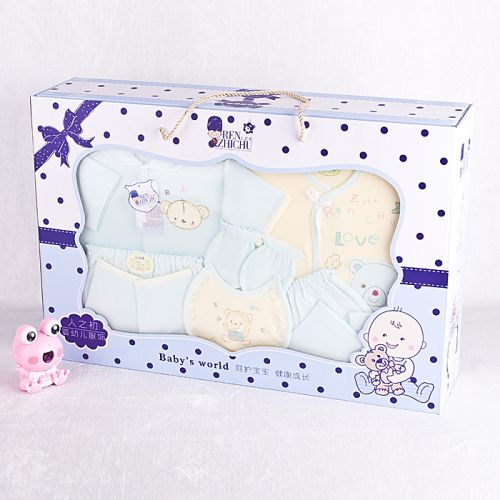 Coffret cadeau pour bébé - Vêtements + Accessoires Ref 1956401