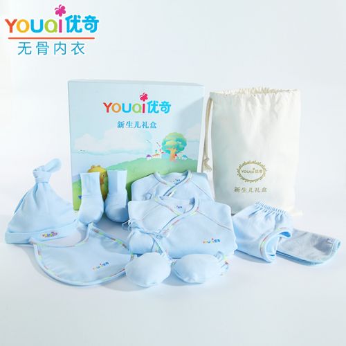 Coffret cadeau pour bébé - Vêtements + Chaussures Accessoires EYPL003L Ref 1956658