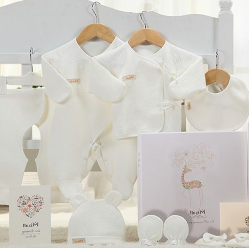 Coffret cadeau pour bébé - Vêtements + Accessoires MIXALL Voir la description Ref 1957118