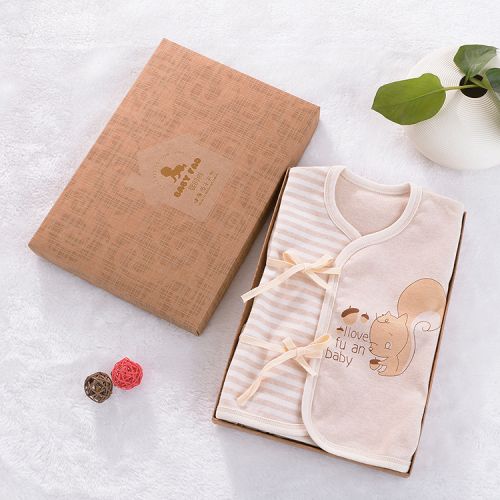 Coffret cadeau pour bébé - Vêtements + Fournitures coton coloré Ref 1957335