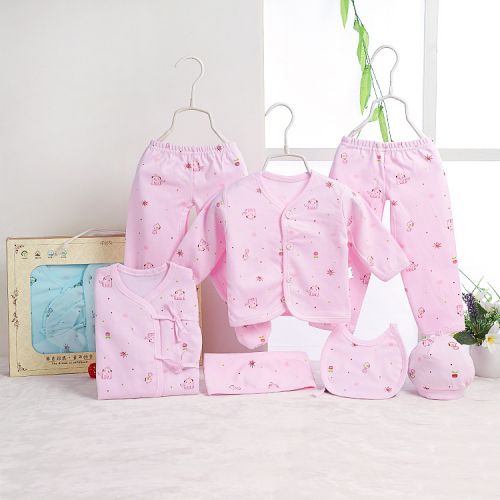 Coffret cadeau pour bébé - Vêtements + Accessoires Ref 1957432