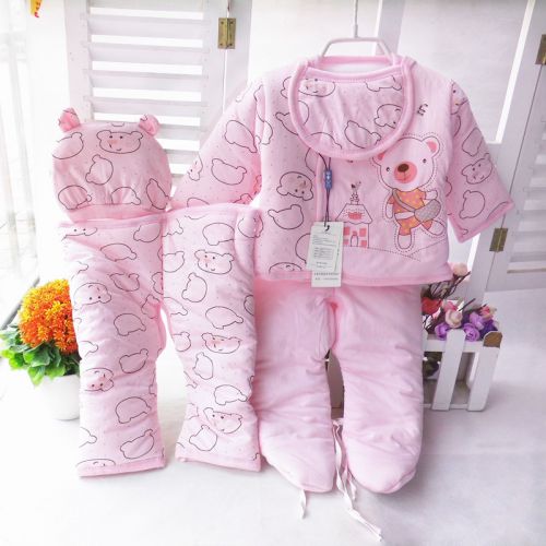 Coffret cadeau pour bébé - Vêtements + Fournitures 3QBB Ref 1957535