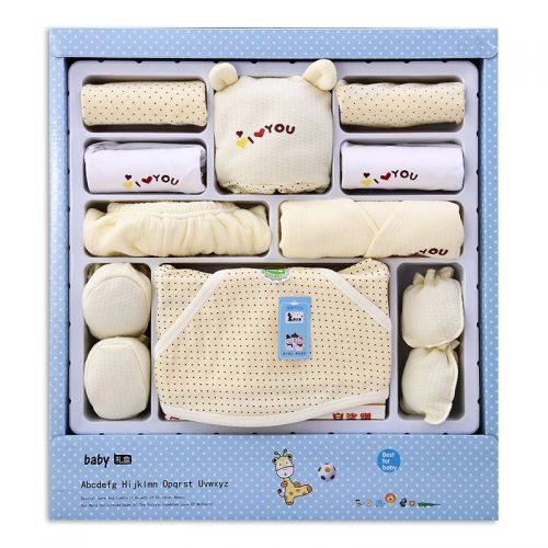 Coffret cadeau pour bébé - Vêtements + Accessoires Ref 1957714