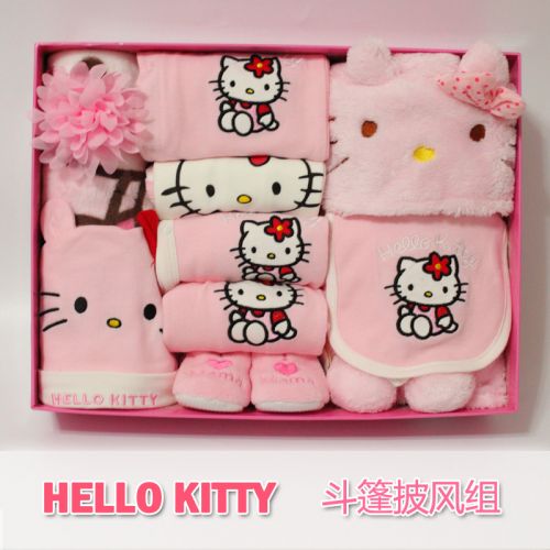 Coffret cadeau pour bébé - Vêtements + Fournitures Ref 1957898