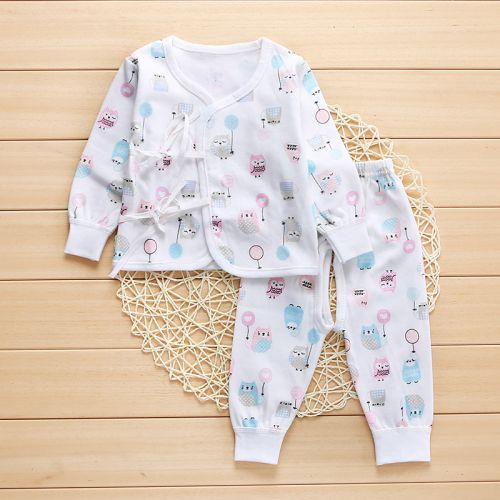 Coffret cadeau pour bébé - Kit d'accessoires Ref 1959937
