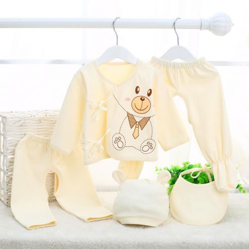 Coffret cadeau pour bébé - Vêtements + Accessoires Ref 1960554