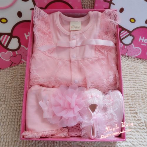 Coffret cadeau pour bébé 0-8 - Ref 1961335
