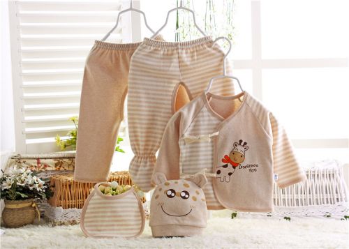 Coffret cadeau pour bébé Voir la description - Ref 1962743