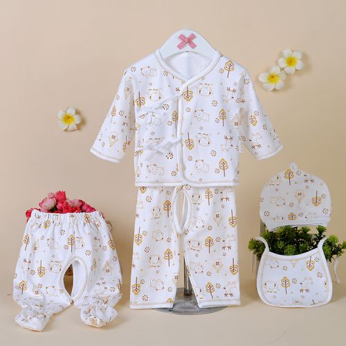 Coffret cadeau pour bébé - Kit d'accessoires Ref 1963274